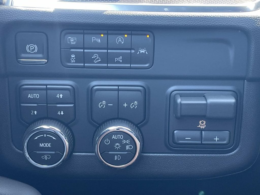 2026 Chevrolet Tahoe RST - Photo 33