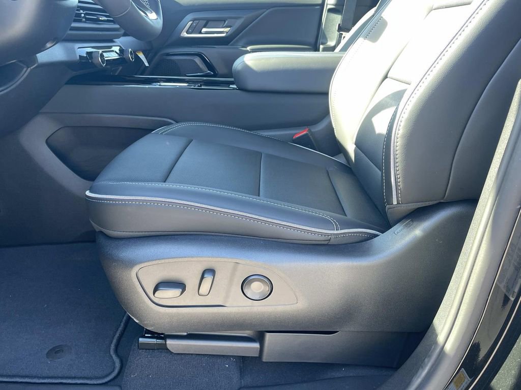 2026 Chevrolet Silverado EV LT - Photo 18