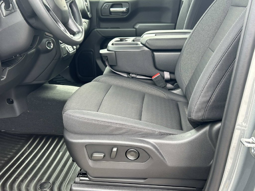 2026 Chevrolet Silverado 1500 Custom - Photo 16