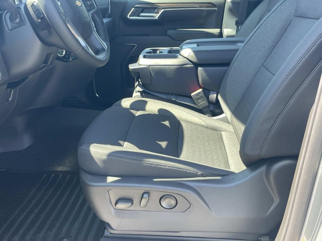 2026 Chevrolet Silverado 1500 LT - Photo 15