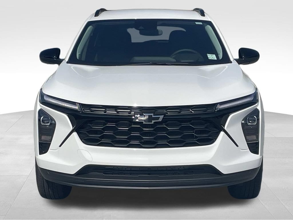 2026 Chevrolet Trax LT - Photo 9