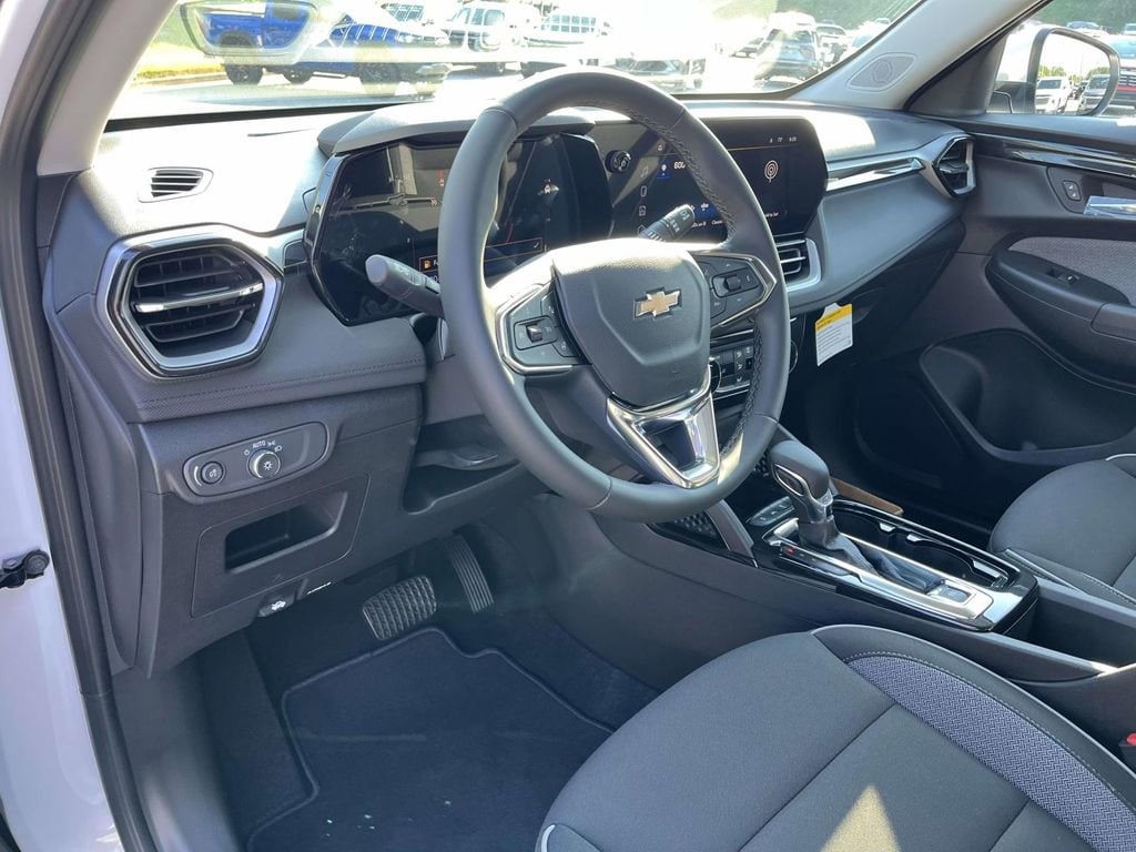 2026 Chevrolet Trailblazer LT - Photo 16