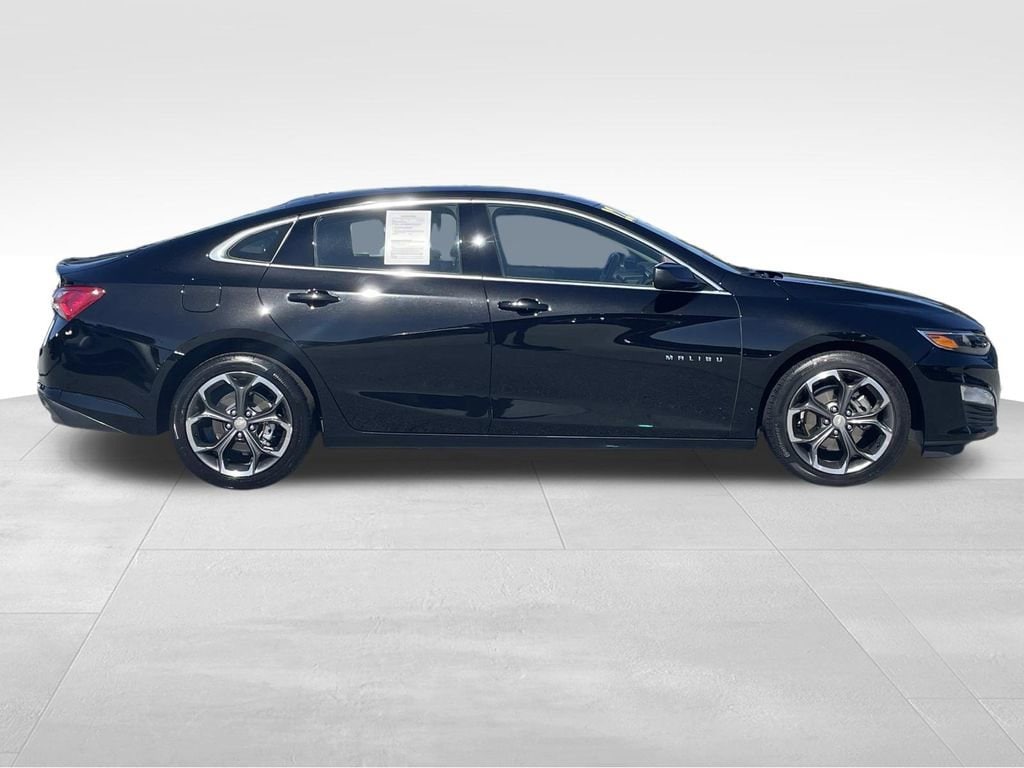 Used 2022 Chevrolet Malibu 1LT with VIN 1G1ZD5ST7NF205943 for sale in Lawrenceville, GA