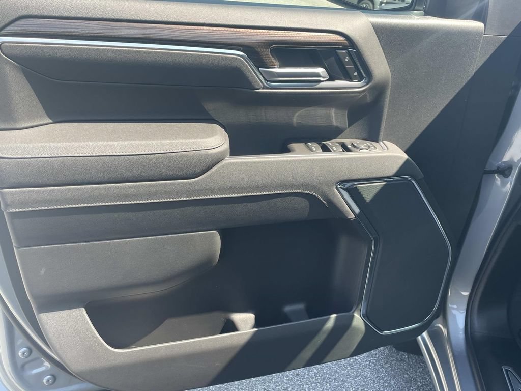 2026 Chevrolet Silverado 1500 LT - Photo 14