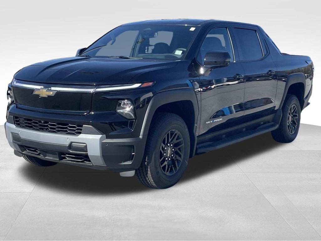 2026 Chevrolet Silverado EV LT - Photo 8