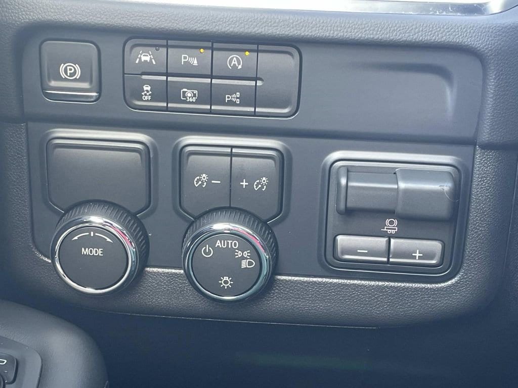 2026 Chevrolet Tahoe LS - Photo 28