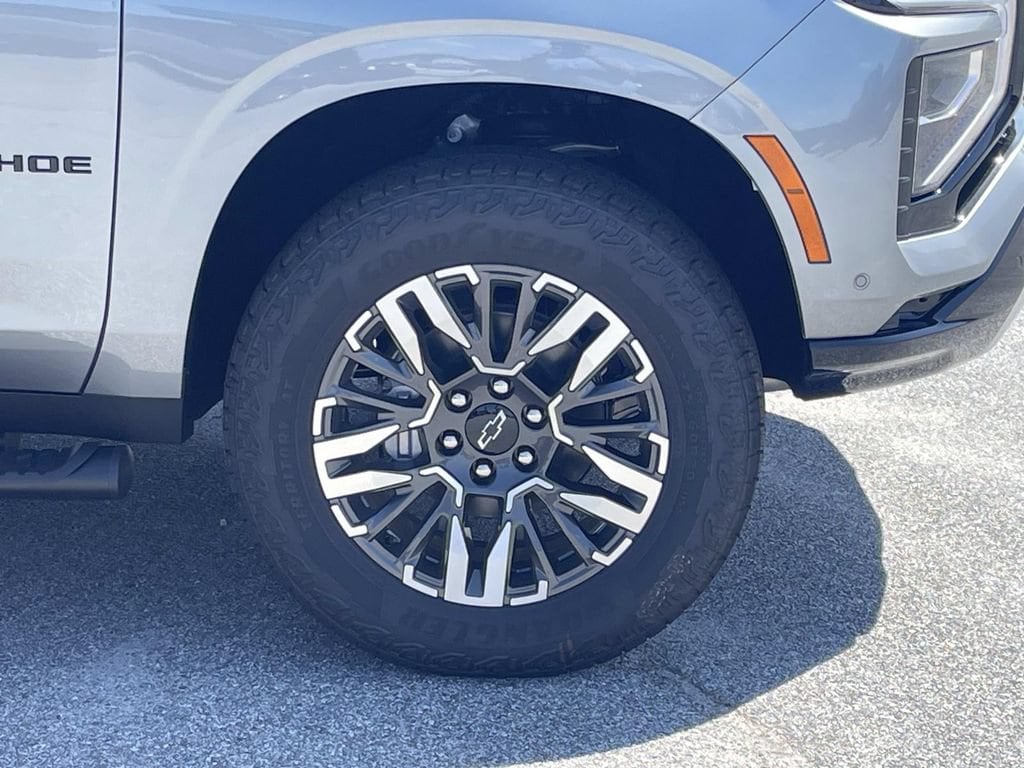 2026 Chevrolet Tahoe Z71 - Photo 9