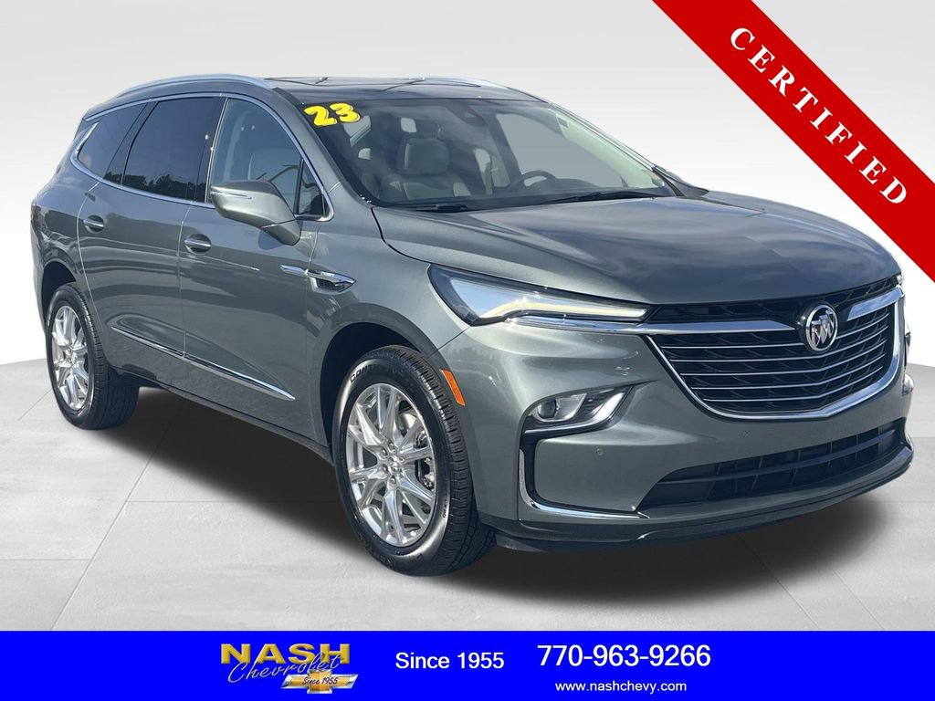 2023 Buick Enclave Essence's photo
