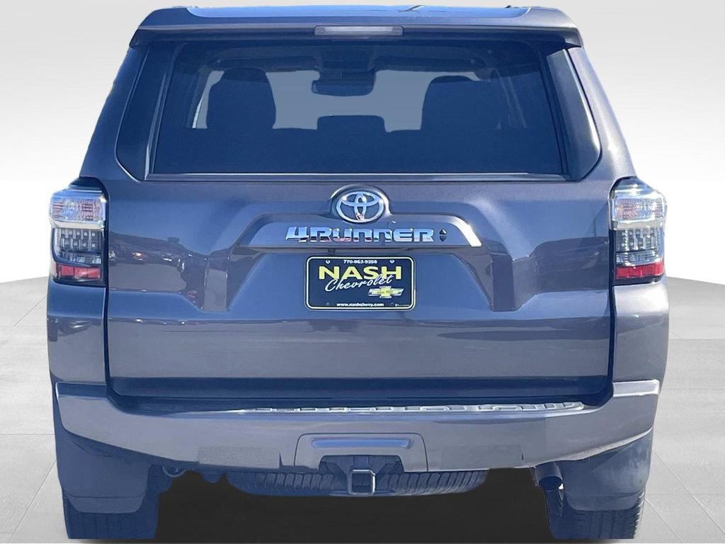 2021 Toyota 4Runner SR5 photo 4