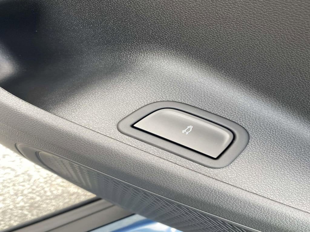 2026 Chevrolet Traverse LT - Photo 17