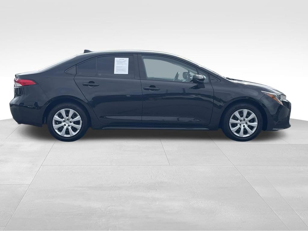 Used 2022 Toyota Corolla LE with VIN 5YFEPMAE0NP287548 for sale in Lawrenceville, GA