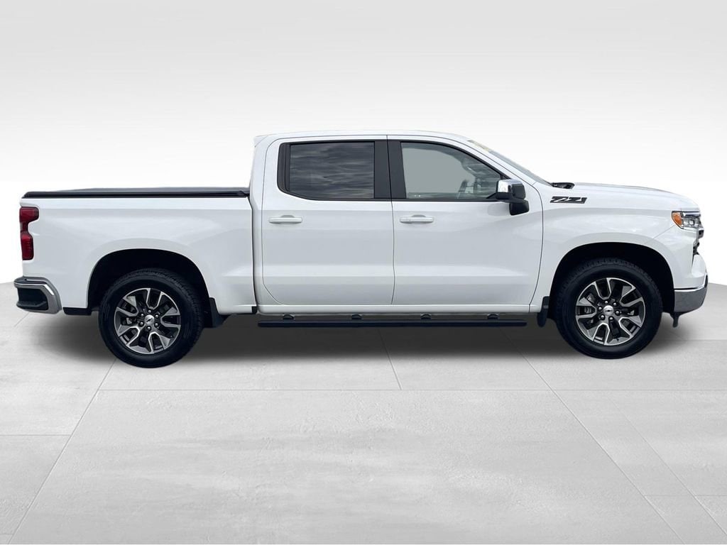 Used 2022 Chevrolet Silverado 1500 LT w/1LT Truck Crew Cab