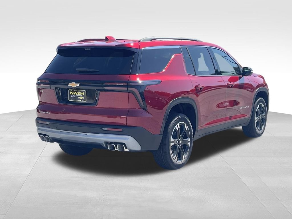 2027 Chevrolet Traverse LT - Photo 3
