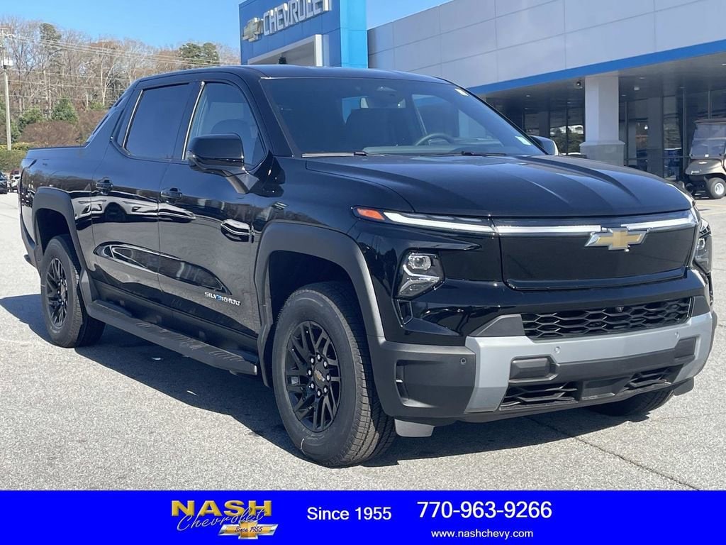 2026 Chevrolet Silverado EV LT's photo