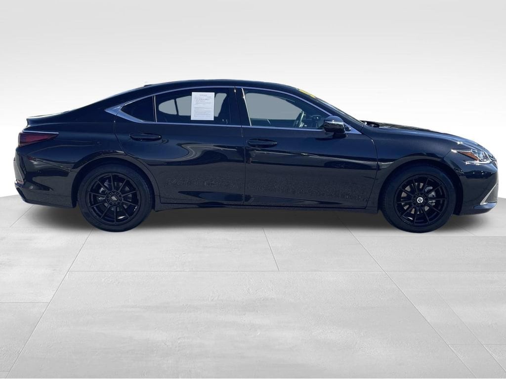 Used 2021 Lexus ES 350 Sedan
