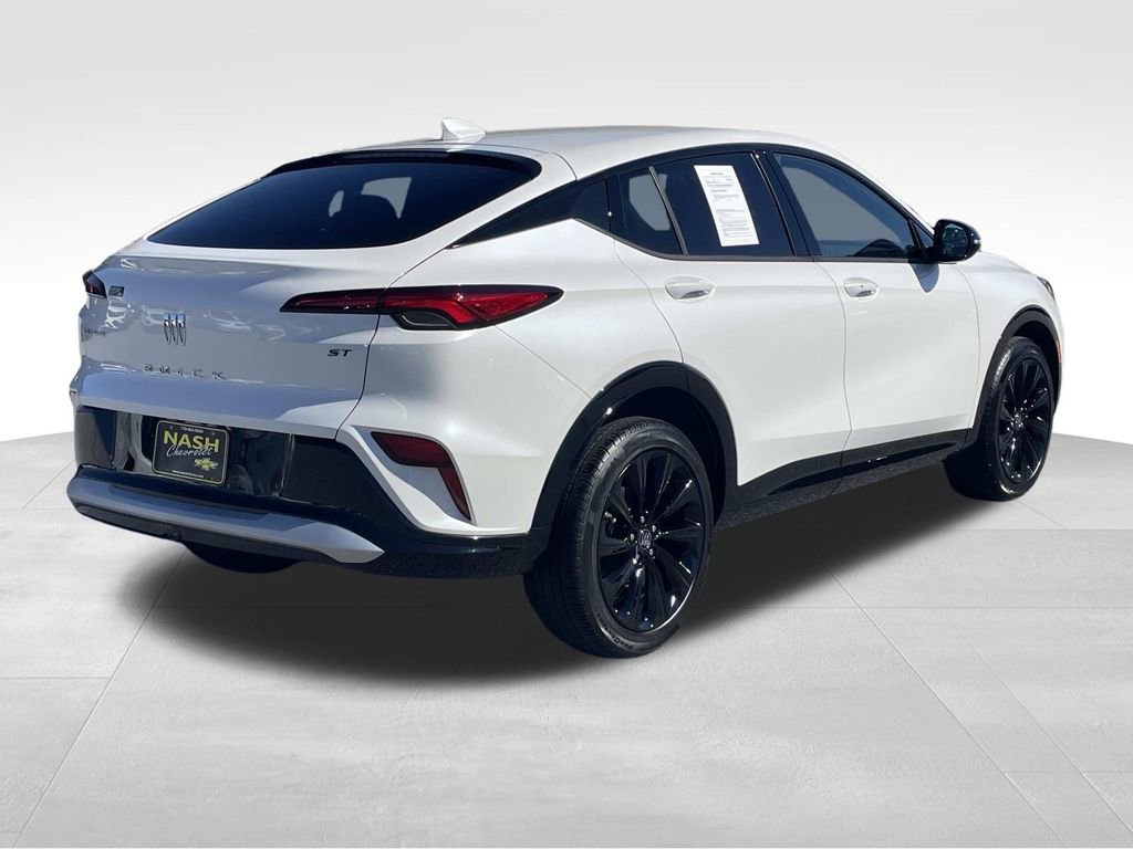 2024 Buick Envista ST photo 3