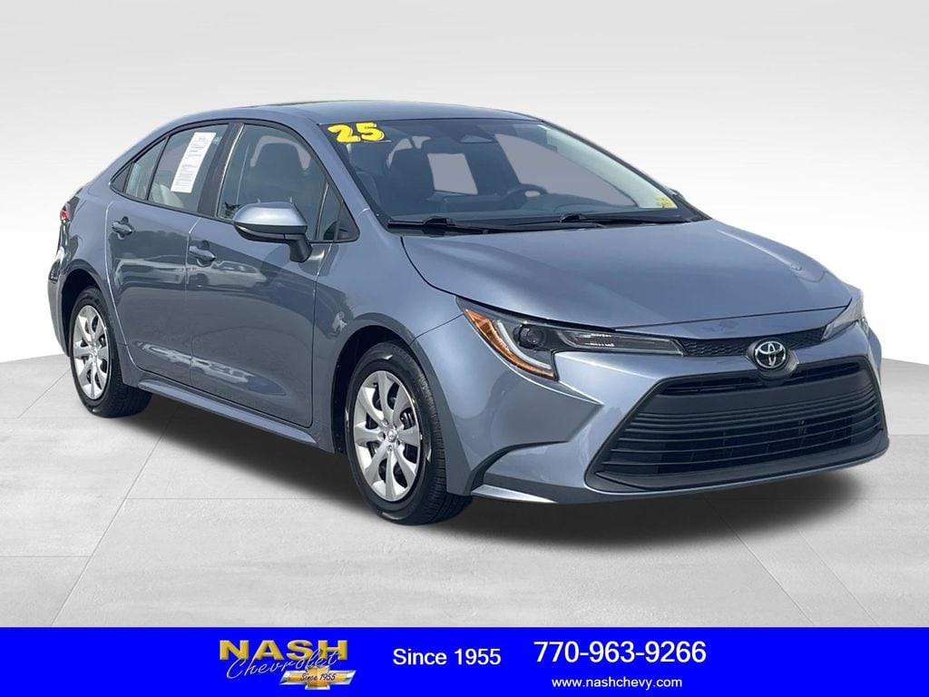 2025 Toyota Corolla LE