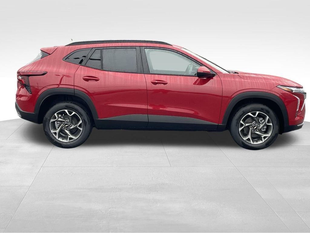 New 2026 Chevrolet Trax LT SUV