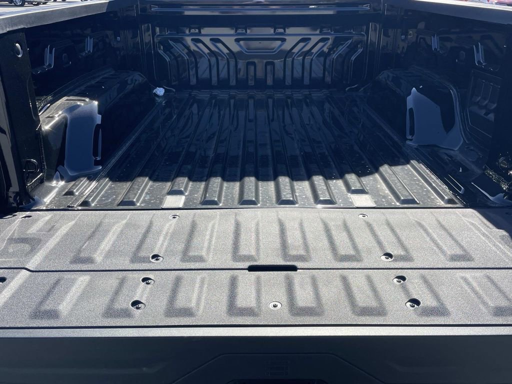 2026 Chevrolet Silverado EV LT - Photo 12
