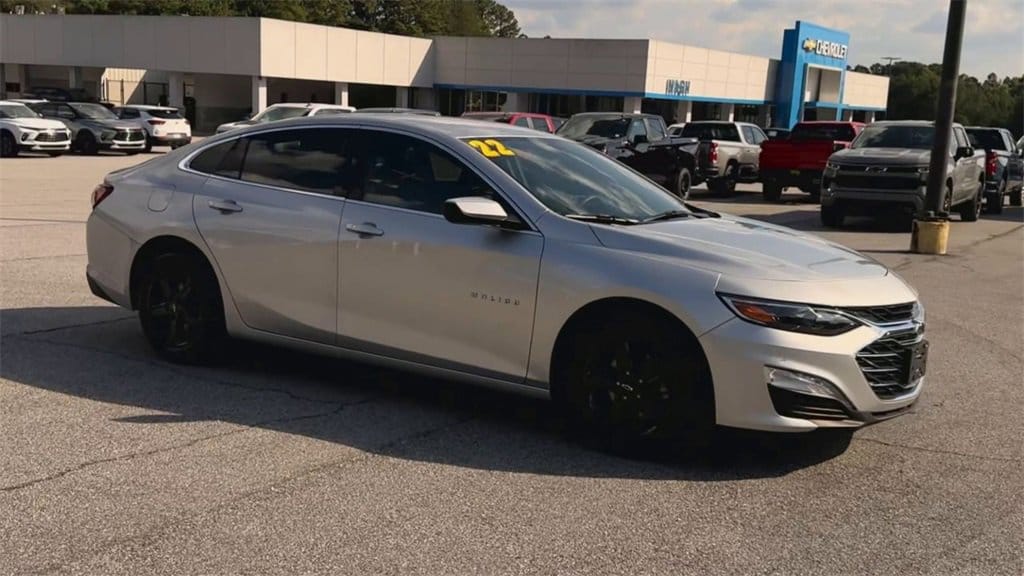 Used 2022 Chevrolet Malibu 1LT with VIN 1G1ZD5ST8NF133229 for sale in Lawrenceville, GA