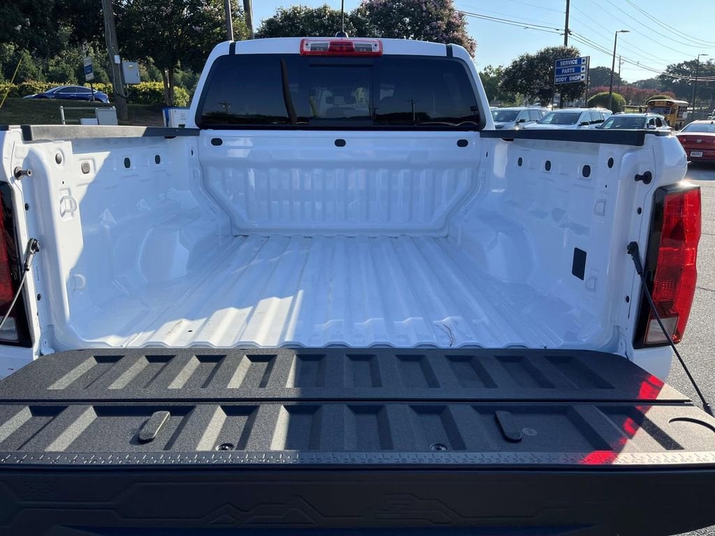 2026 Chevrolet Colorado Trail Boss - Photo 11