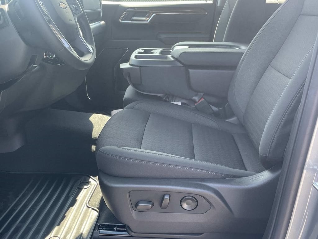 2026 Chevrolet Silverado 1500 LT - Photo 16