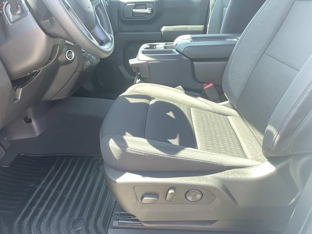 2026 Chevrolet Silverado 1500 Custom - Photo 16