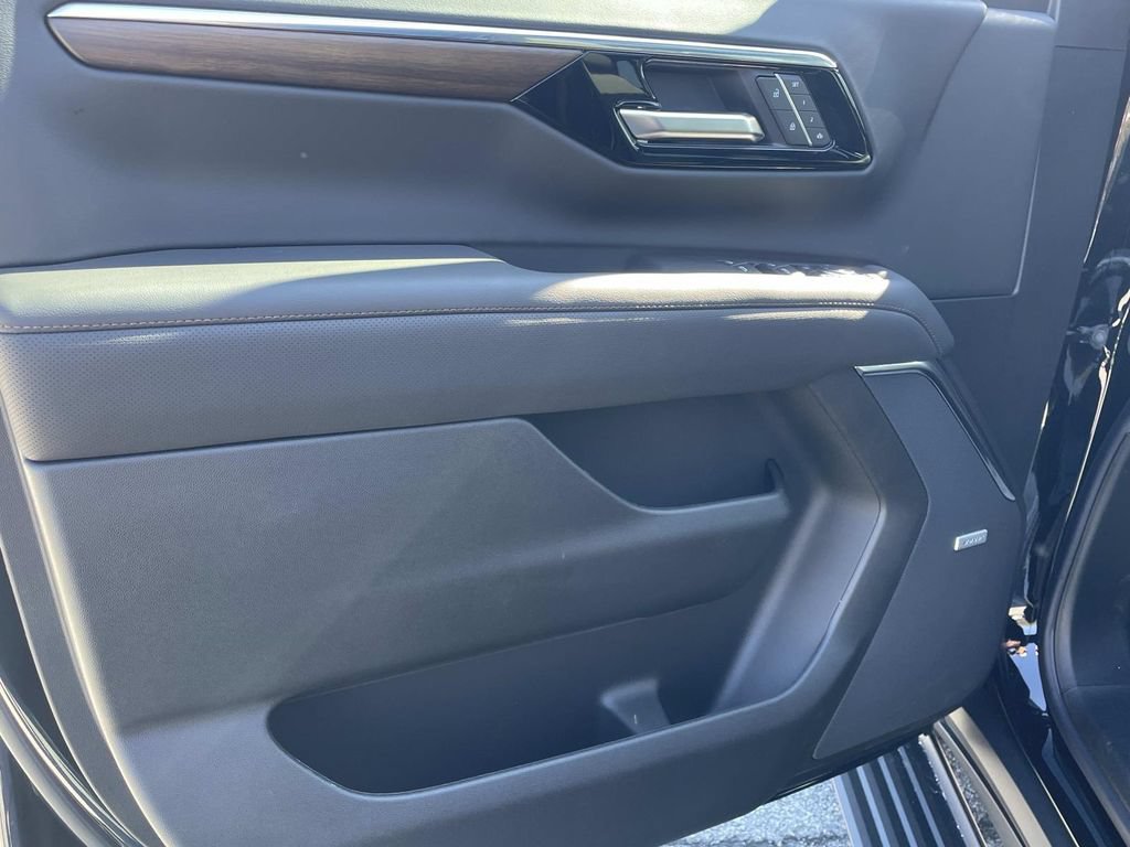 2026 Chevrolet Tahoe High Country - Photo 16