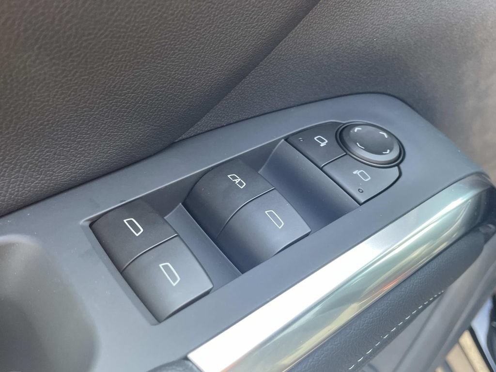 2026 Chevrolet Traverse LT - Photo 16