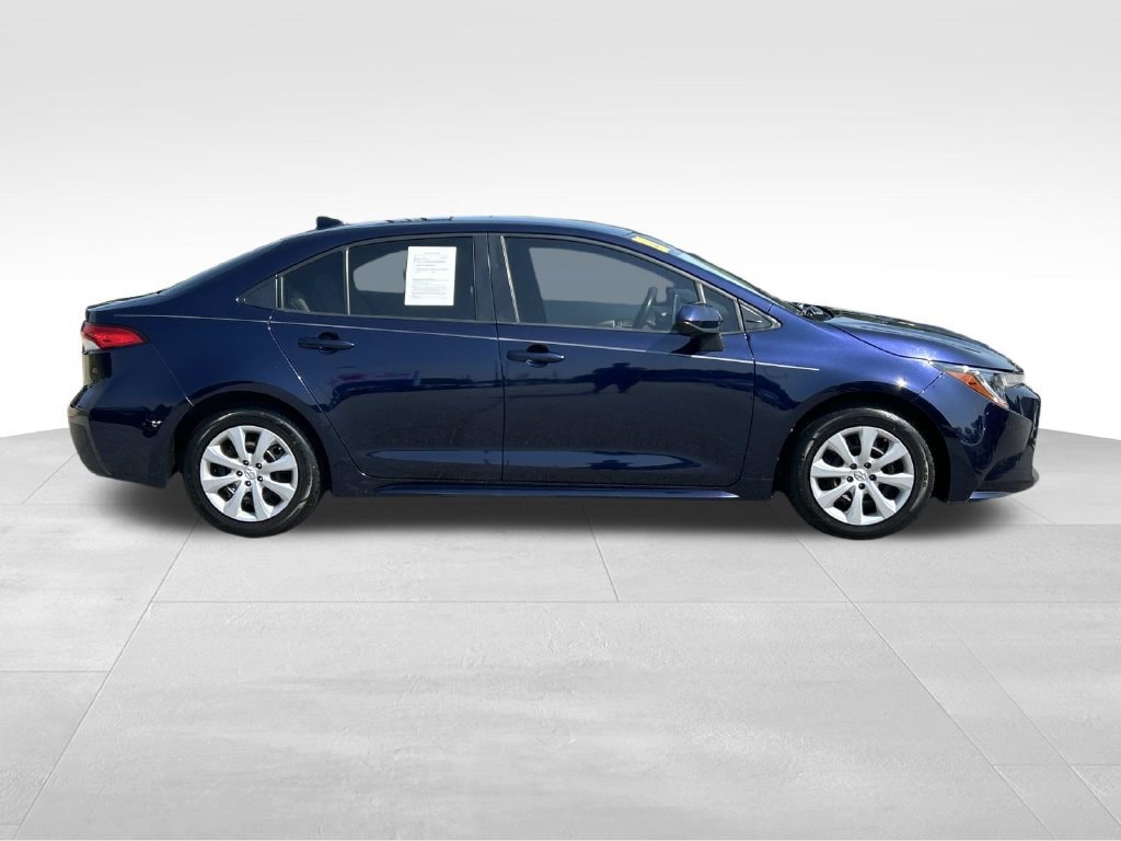 Used 2021 Toyota Corolla LE with VIN JTDEPMAE9MJ142074 for sale in Lawrenceville, GA