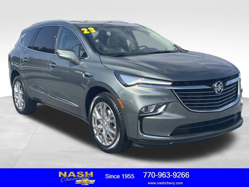 2023 Buick Enclave Essence's photo
