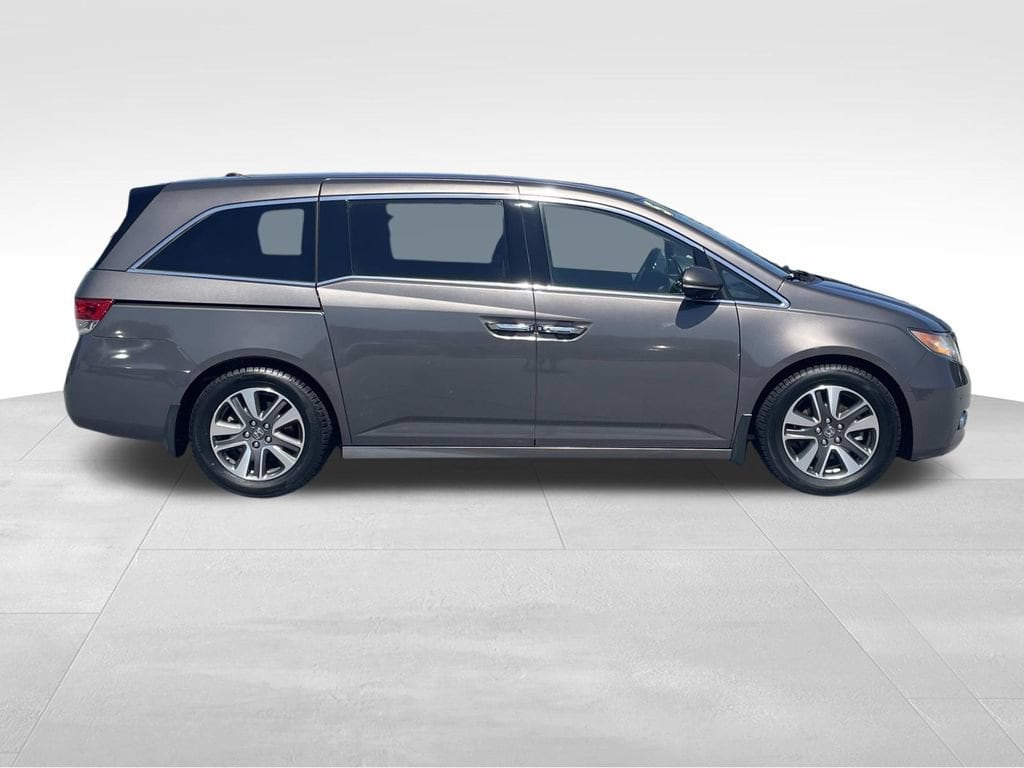 Used 2015 Honda Odyssey Touring Elite with VIN 5FNRL5H98FB131007 for sale in Lawrenceville, GA