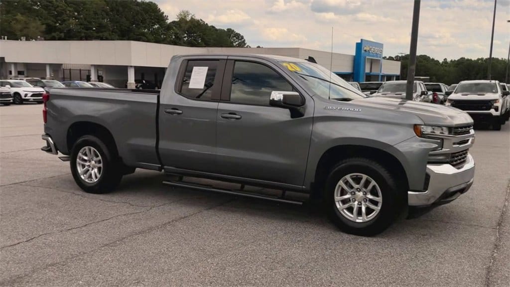 Used 2020 Chevrolet Silverado 1500 LT with VIN 1GCRWCED6LZ157986 for sale in Lawrenceville, GA