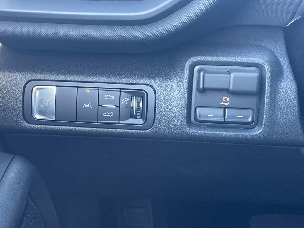 2026 Chevrolet Silverado EV LT - Photo 30