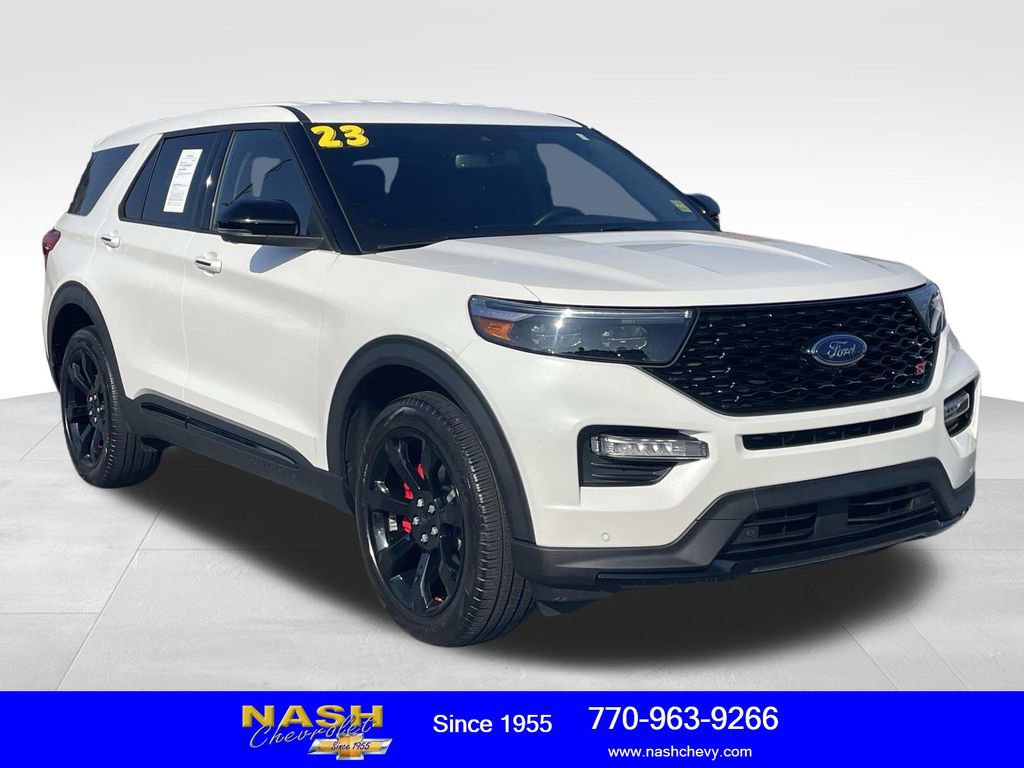 2023 Ford Explorer ST's photo