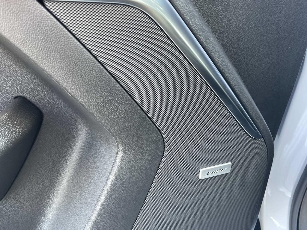 2026 Chevrolet Suburban High Country - Photo 18