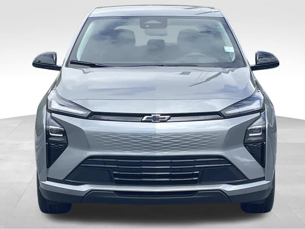 2027 Chevrolet Bolt LT - Photo 8