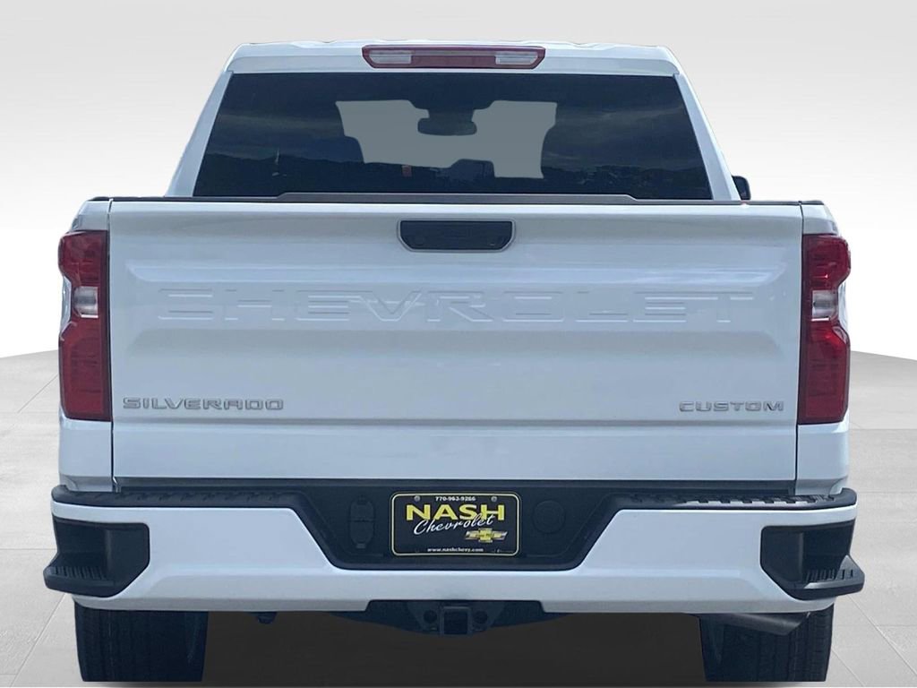 2025 Chevrolet Silverado 1500 Custom photo 4