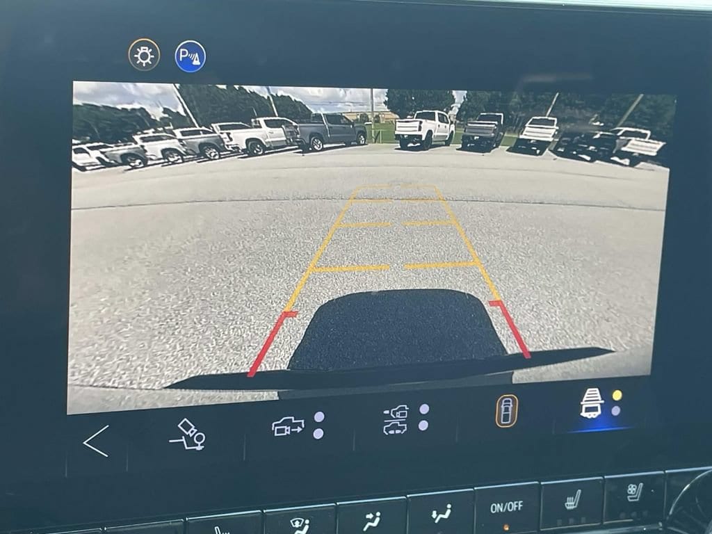 2026 Chevrolet Colorado ZR2 - Photo 18