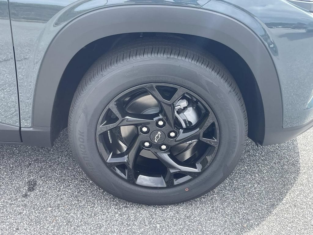 2026 Chevrolet Trax LT - Photo 9