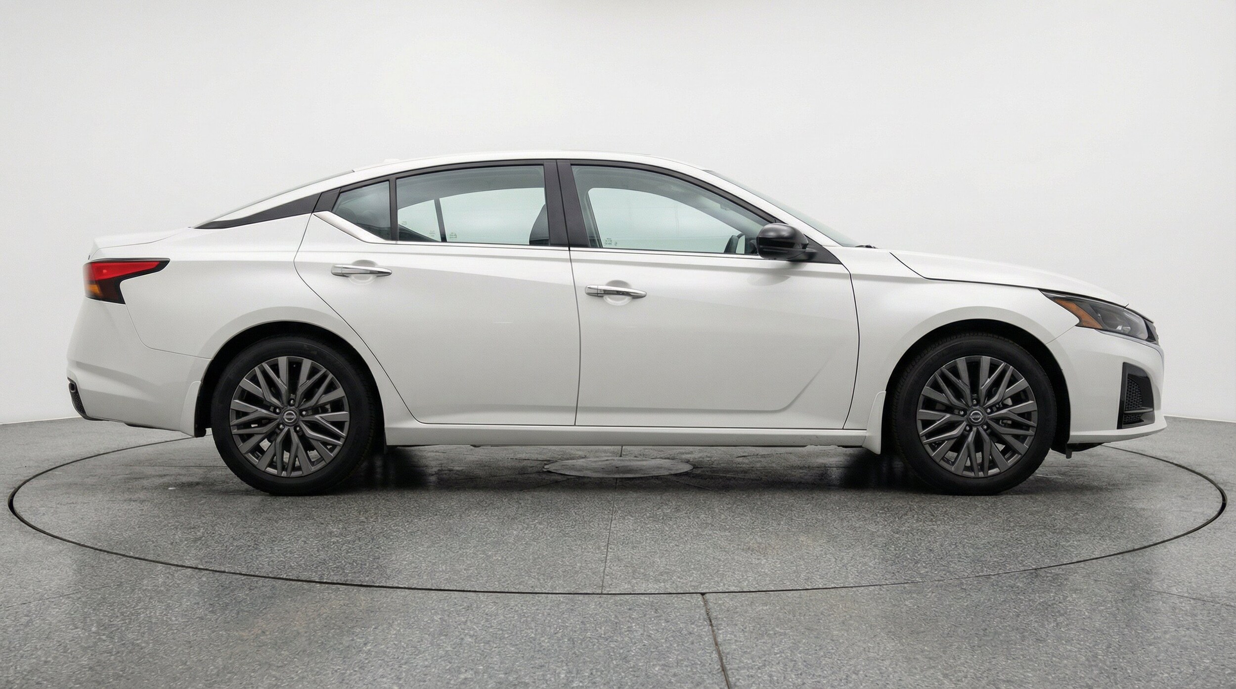 Thumbnail: 2025 Nissan Altima - 11