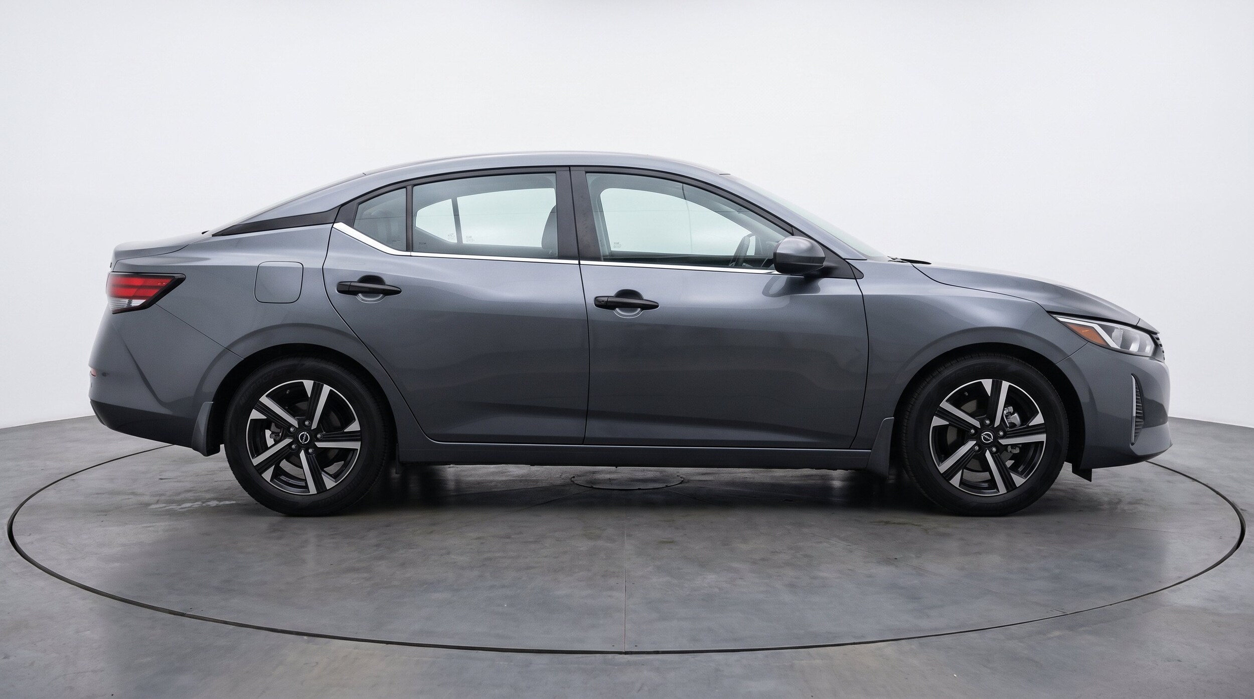 Thumbnail: 2025 Nissan Sentra - 9