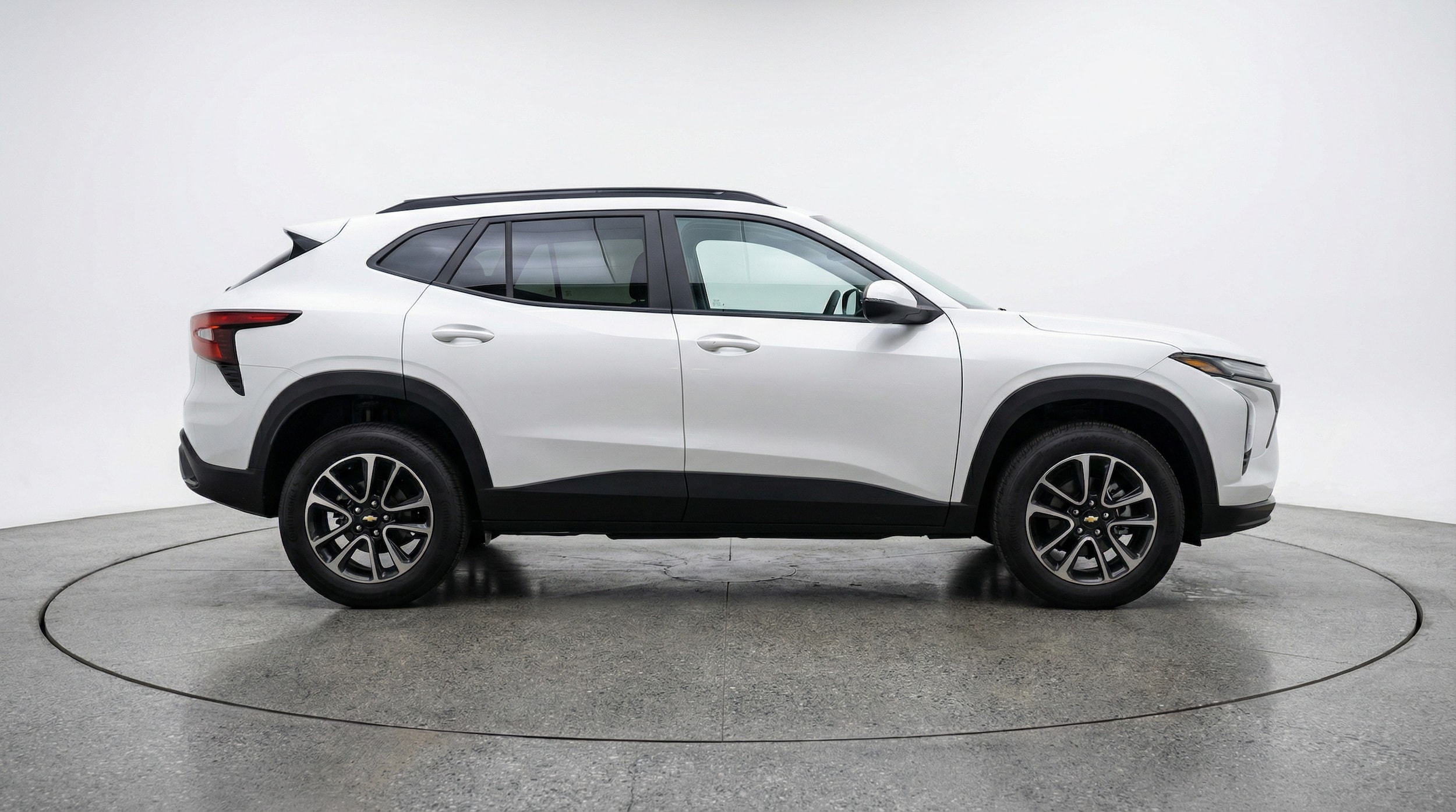 Thumbnail: 2025 Chevrolet TrailBlazer - 8