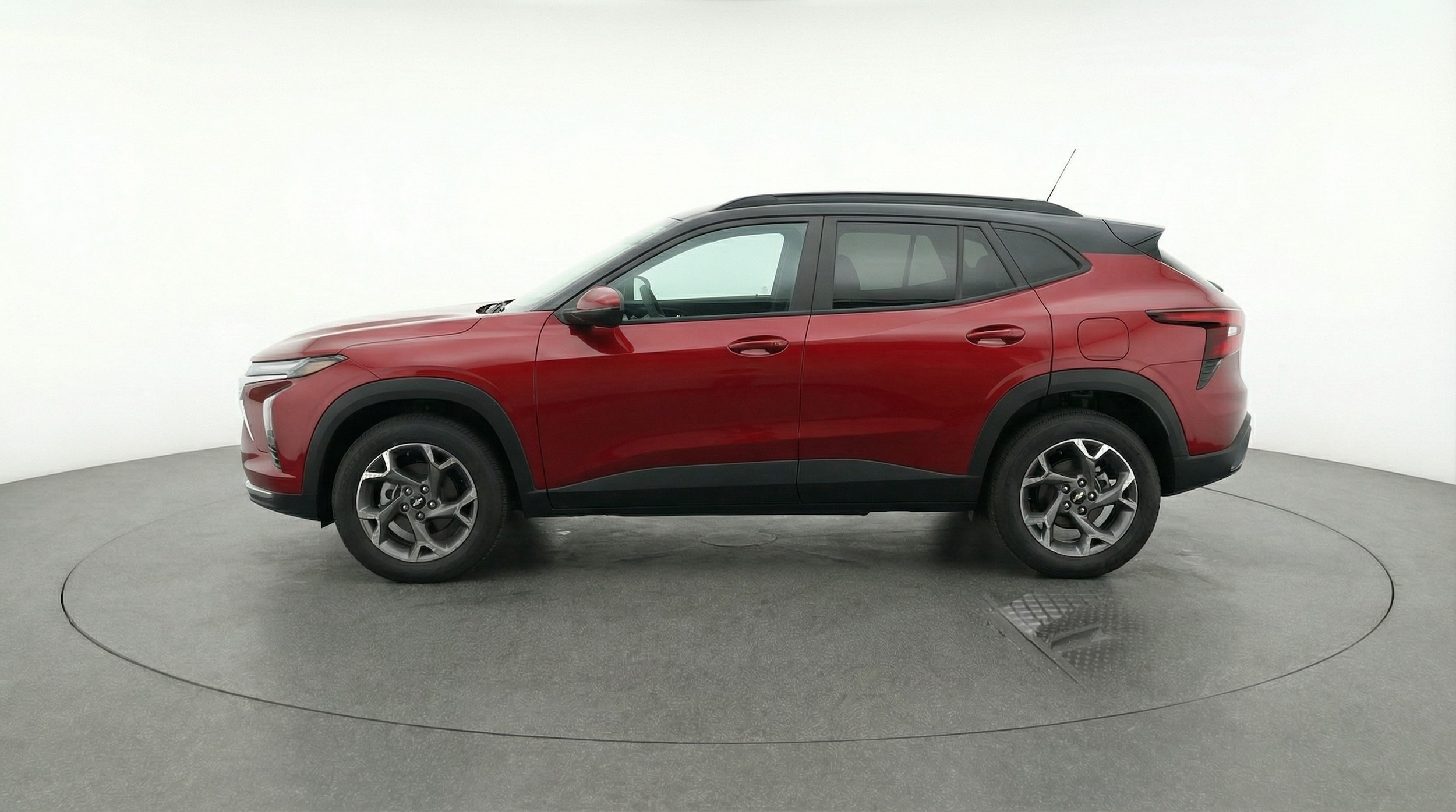 Thumbnail: 2025 Chevrolet Trax - 4
