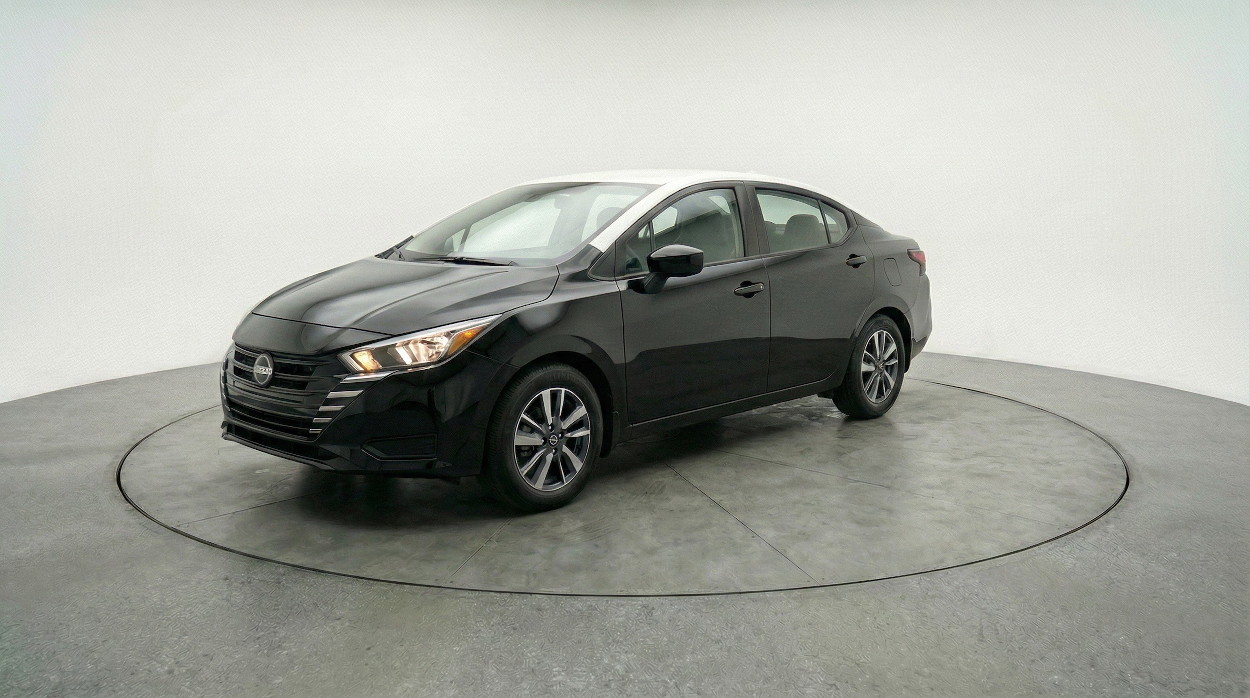 Thumbnail: 2025 Nissan Versa - 2