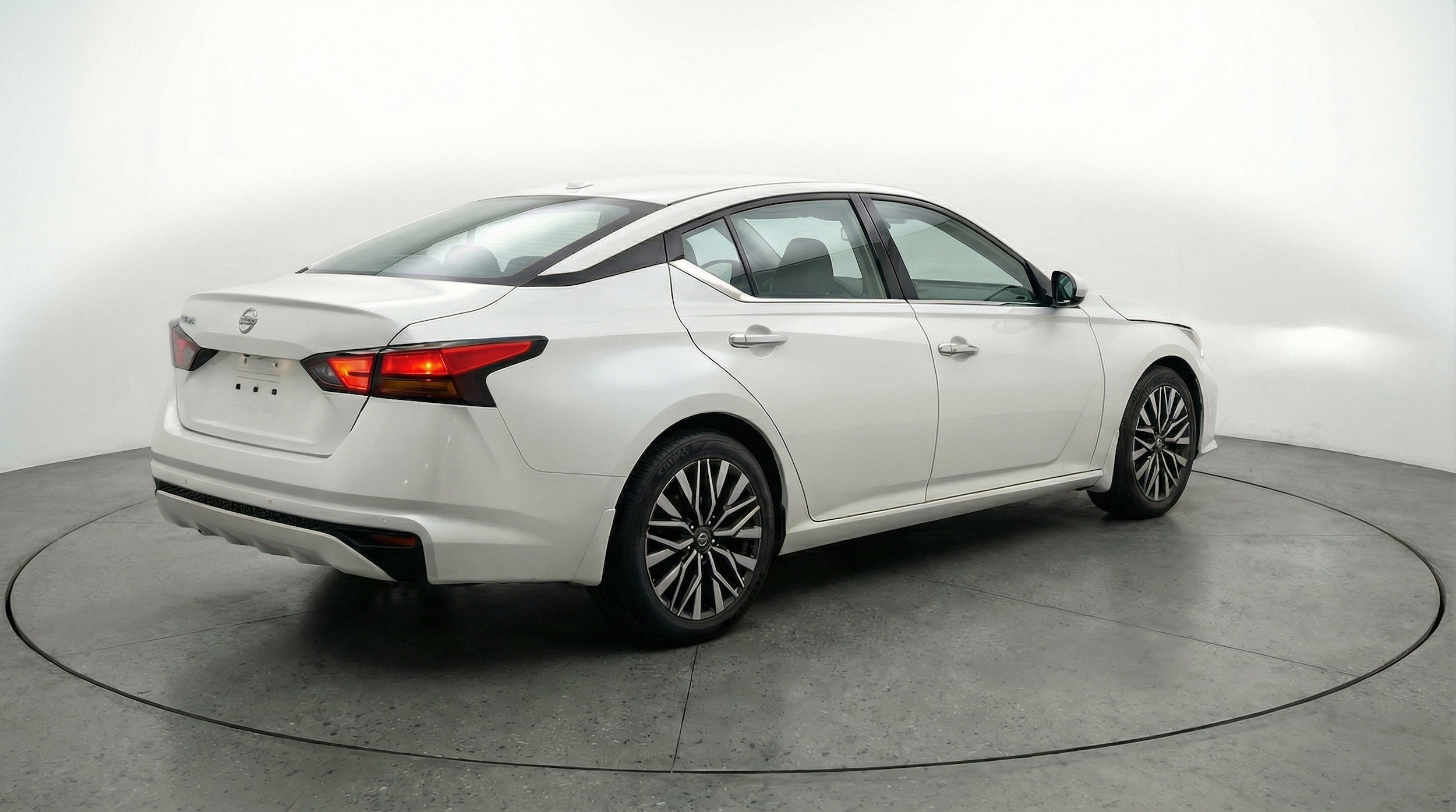 Thumbnail: 2025 Nissan Altima - 7