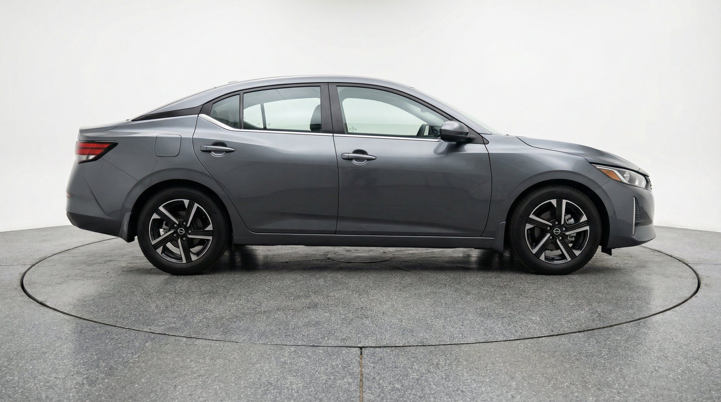Thumbnail: 2025 Nissan Sentra - 9