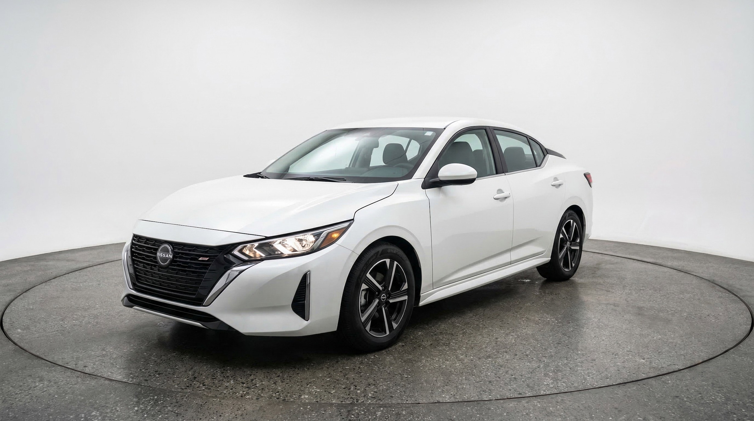 Thumbnail: 2025 Nissan Sentra - 2