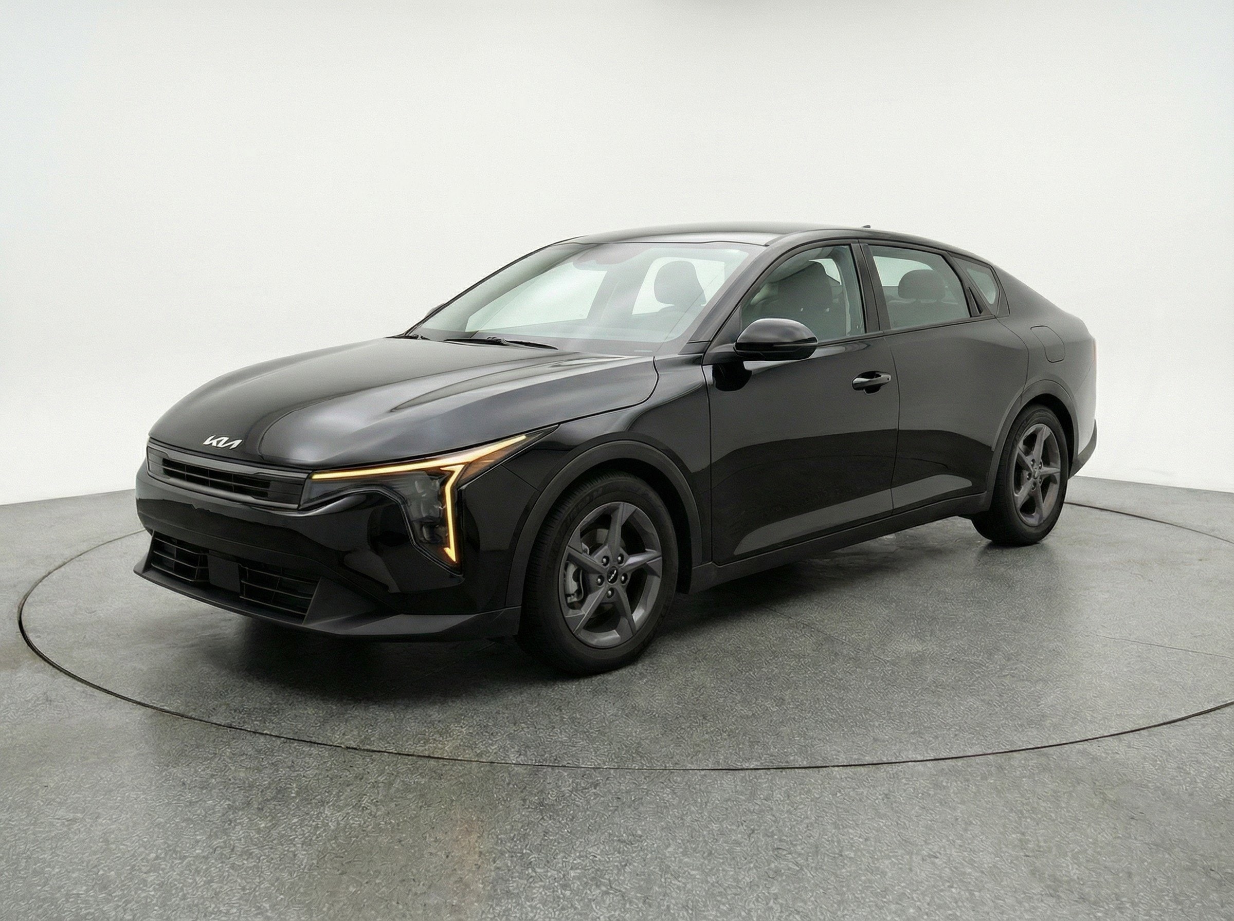 Thumbnail: 2025 Kia K4 - 2