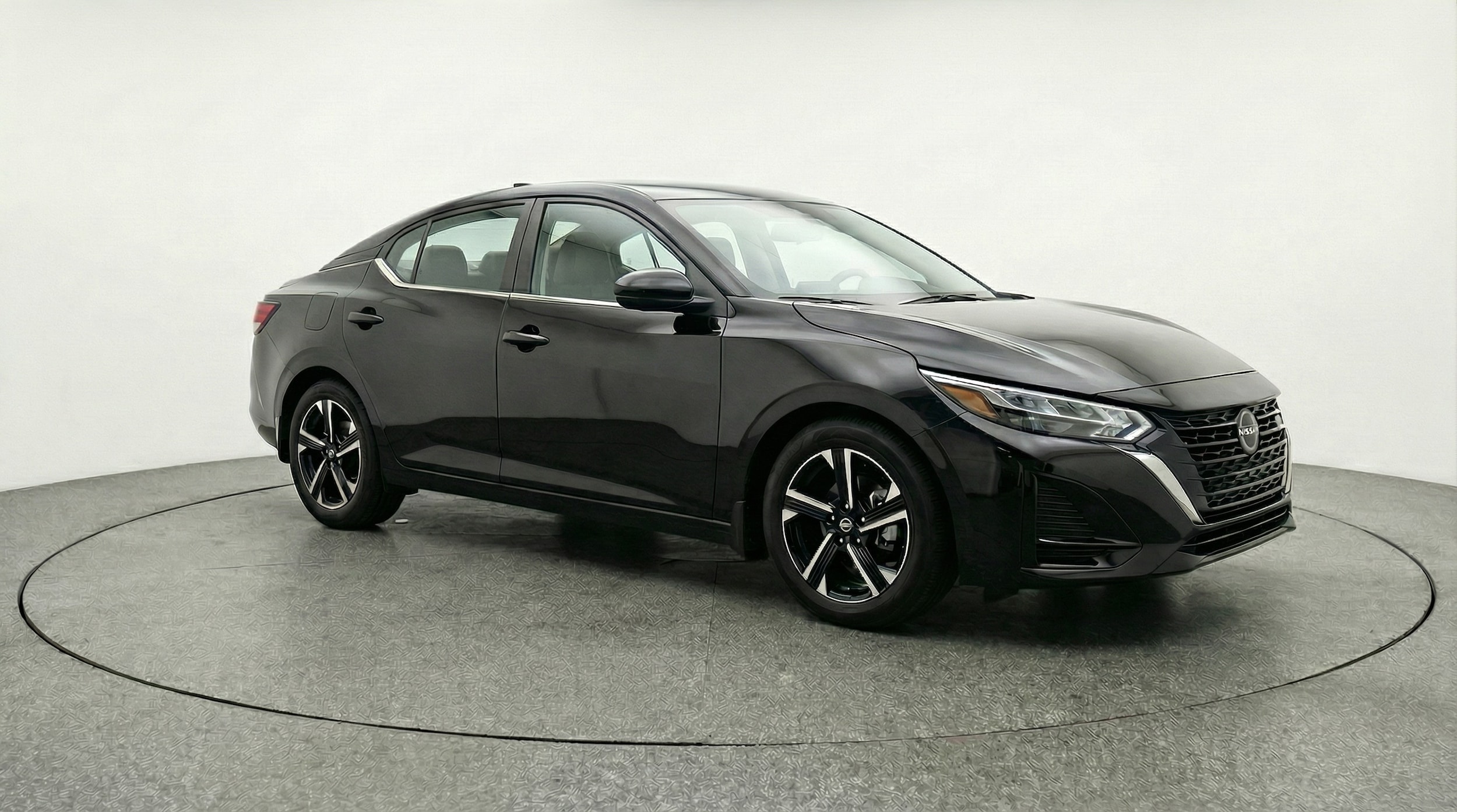 Thumbnail: 2025 Nissan Sentra - 1